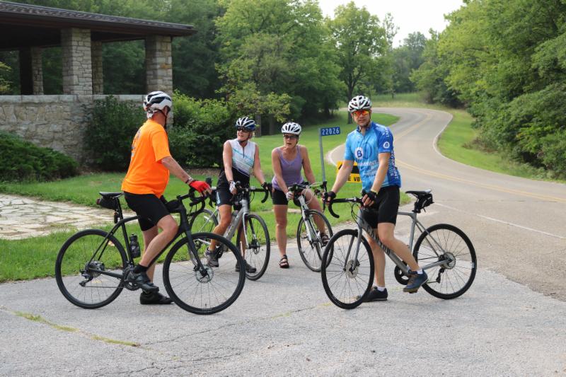 VillagesofVB's tweet photo. Bike Van Buren XXXIII - Early Bird Registration https://t.co/9kYqh0QZIX https://t.co/ph689lOW46