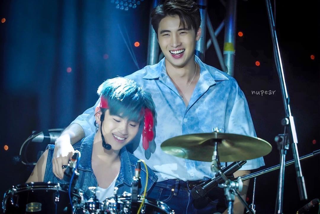 jP6RHNJLoe0Qag6's tweet photo. @2wish34 @i7L7dEtQeSJe03F @trasherbangkok @m34nismind @bplannnnn I hope to see mean and plan～💙💚
cr.logo
#2wish
#datenight https://t.co/aVPvyIkrzp