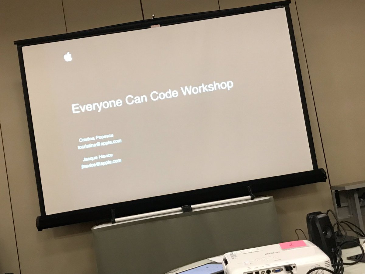 KRQuarles's tweet image. Beyond excited to be an #Apple fellow and to be able to attend the #SwiftCoding session with @Apple/@AppleEDU during #TMCFTQRP10! Thank you @tmcf_hbcu!! #TQRP2019 #HBCUs #Leadership #Learning #Education #excellence #careerdevelopment #TechnologyEducation #STEM