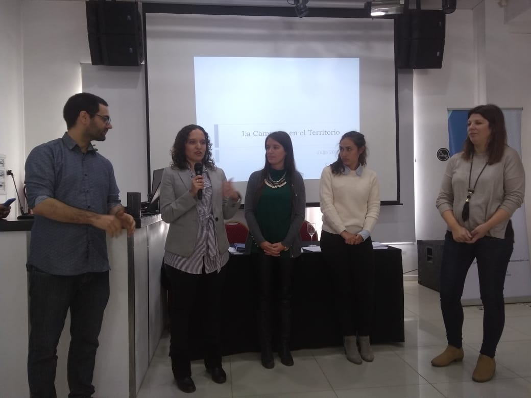 KAS_Argentina's tweet photo. Estamos en Punta Alta con Matteo Fusco quien está a cargo de la capacitación en #comunicación política para @PRO_Mujeres. https://t.co/deudWdg0Jv