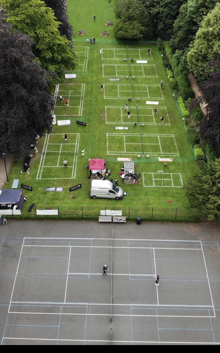clubspark.lta.org.uk/OnTheEdgeTenni…

5 spaces of week 1 left, to play here this summer!!
#walsall #tenniscamps