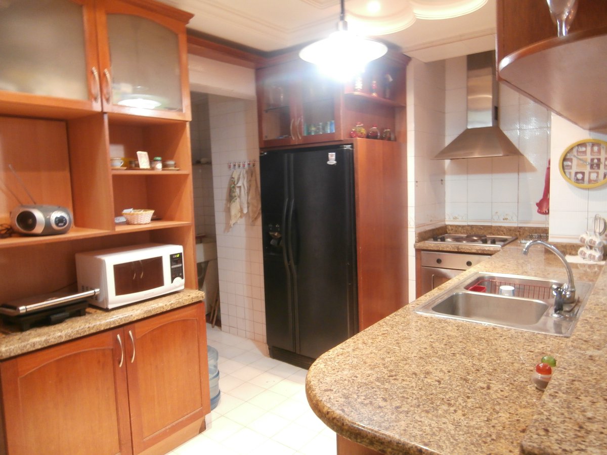 amalave17's tweet photo. Oportunidad Apto. Porlamar Isla de Margarita, amplio y confortable 95 m2 con 3 Habitaciones, 2 Baños, Cocina moderna, AA, 2 Tanques auxiliares de agua, seguridad 24 Hrs precio sin muebles 20.000 negociables https://t.co/0cXxdEUtCH