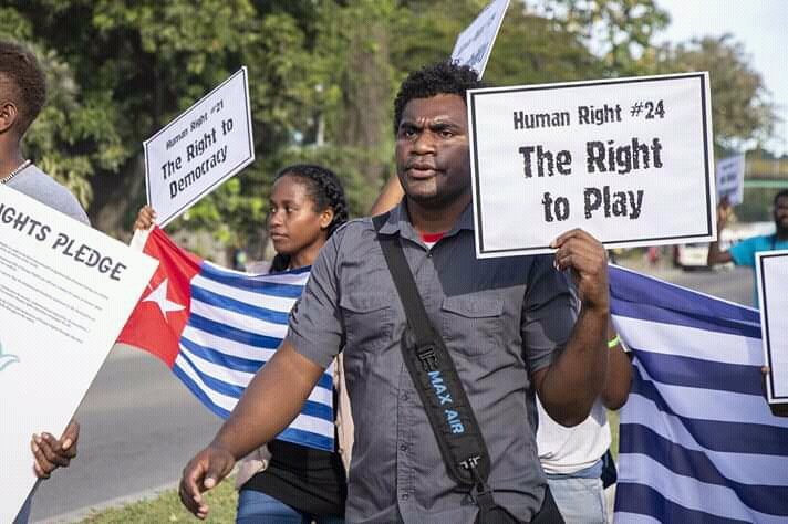 PhillipSubu's tweet photo. Youth For Human Rights Awareness March on Saturday last week. https://t.co/qEvMnlE2Nh