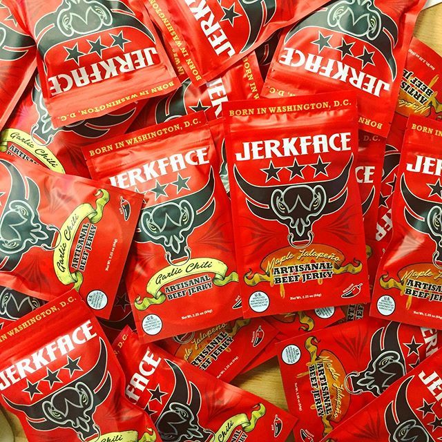 TasteLabDC's tweet image. When it’s SO hot out that you have to be inside all day, why not snack on some @jerkfacedc Maple Jalapeño or Garlic Chili Jerky 🤤#tgif  #dcsummer #madeindc #madeintastelab #jerkytime ift.tt/2O4V4wh