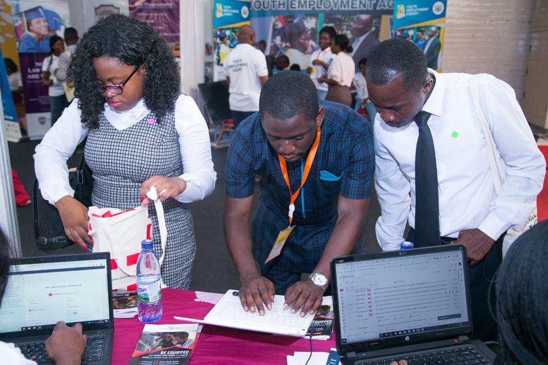 TalentsinAfrica's tweet photo. This Saturday our team will be heading to Accra Business School for 'The Corporate & Entrepreneurial Conference.
Time: 9am.
Come and say hi to them and find out about our Skills Assessment platform and get matched to employers around the globe.
#TIAworks #AfricaCareersFair https://t.co/S2QgGB7j24