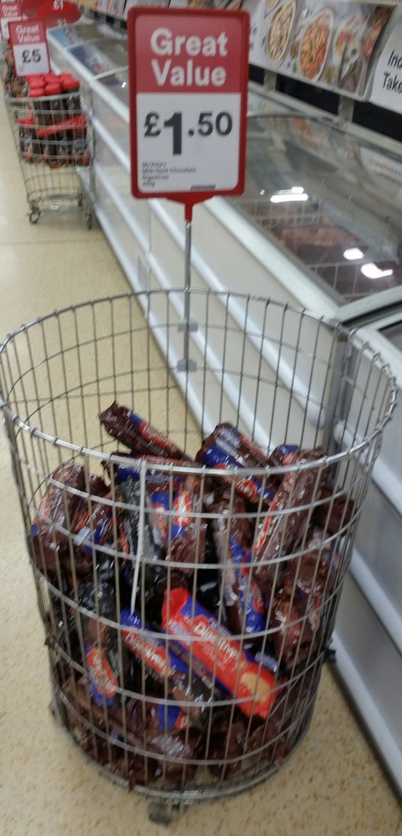 Biscuits promo at Iceland.