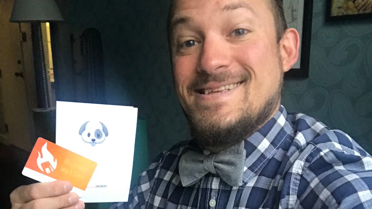 austingriffith's tweet image. Happy bow tie friday, Ethereum #buidlers! Catch me at @build_eth in SF today talking developer adoption, UX, and burner wallets! Then I'm headed to #stateofscale in LA tomorrow to let the freakin' 🐶DAOG out!!! 🛠️🚢🔥