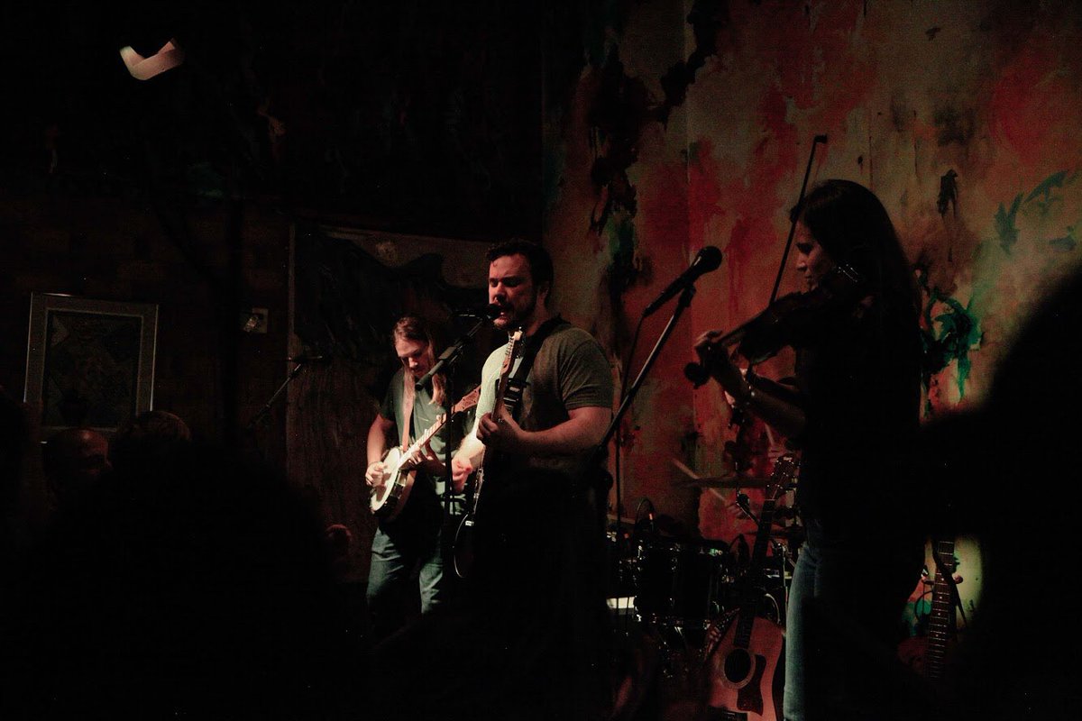 StrongWaterVA's tweet photo. H’burg fam - we’ve got one more fire @ClementineCafe show planned for 2019, this time with @saw_blak! Advance tickets on sale today at NOON - they will SELL OUT! Get em while you can: https://t.co/h2r3nlndu0 #harrisonburg #strongwaterva https://t.co/UxcQmG0EMZ