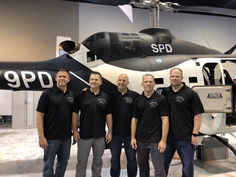 BellFlight's tweet photo. We had a great time at #APSCON19 this week!
Check out how @SacPolice uses their #Bell505, configured specifically for #LawEnforcement, to protect their community.
📰 : https://t.co/uuEb34DylN https://t.co/52b1gxhx1i