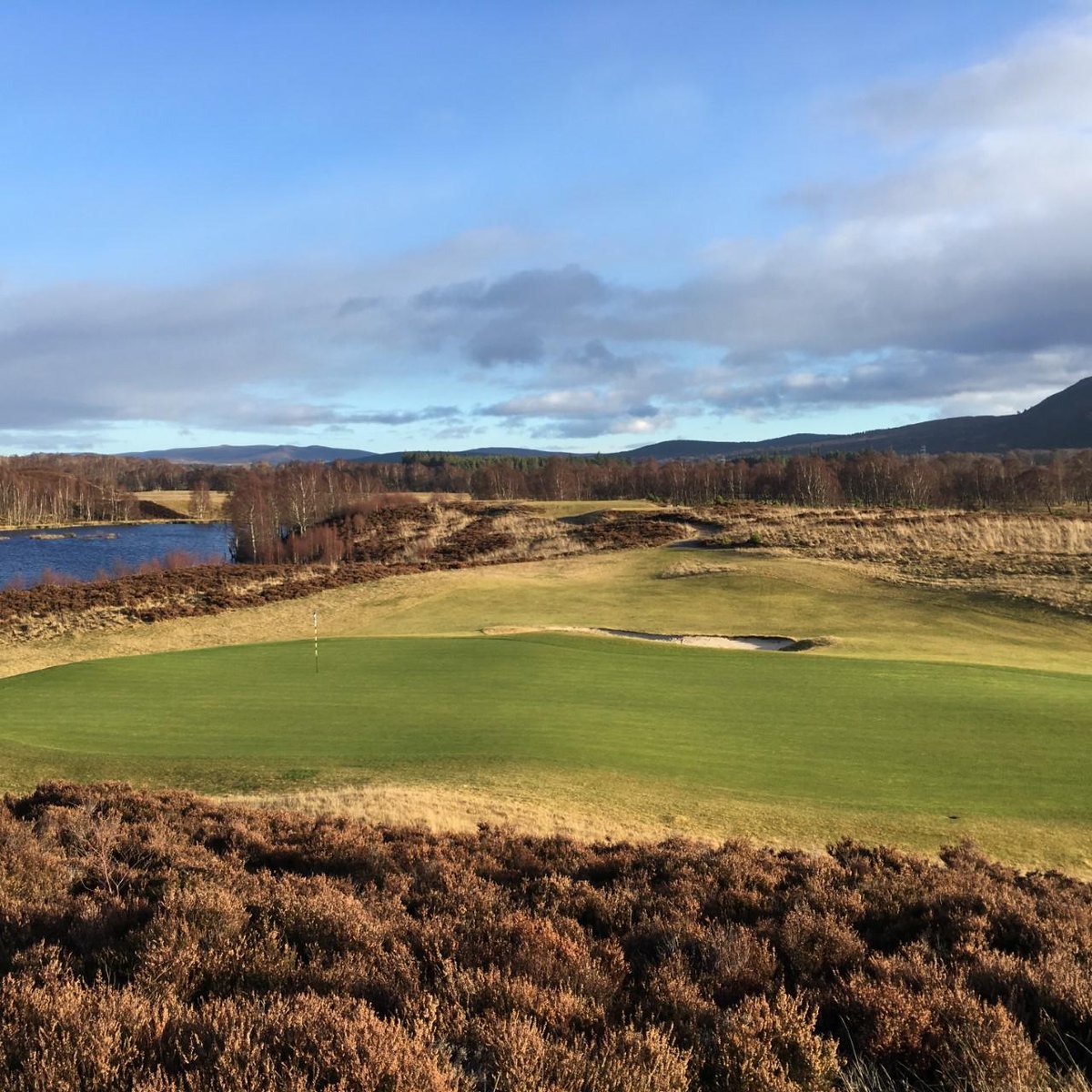 Congratulations <a href="/Daniel_Young23/">Daniel Young</a> on clinching The Eagle Orchid  Scottish Masters <a href="/MacdonaldHotels/">Macdonald Hotels</a>  Spey Valley Resort ⛳🏆
#golfatspeyvalley  #fancyaround

fal.cn/330Ix