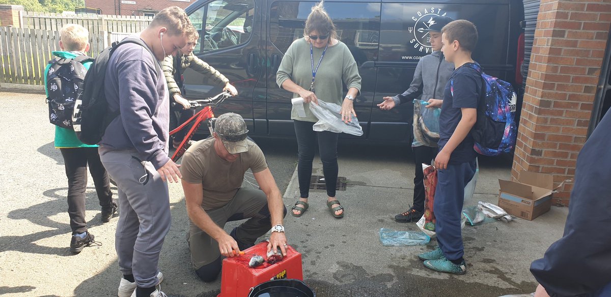 SilverdaleNT's tweet photo. Our fishing team with their catch, which will be taken home and cooked. Well done, everyone! 🐟
@SilverOutdoorEd #fishing https://t.co/CdNL7diDWJ
