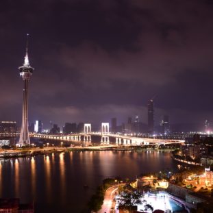 I RECENTLY TOOK A FASCINATING TRIP TO MACAU. A LOCATION THAT IS A STARK CONTRAST TO AMSTERDAM. FROM THE PEOPLE TO THE CULTURE AND FOOD, IT WAS A COMPLETELY DIFFERENT AND AN UNFORGETTABLE EXPERIENCE. bit.ly/303tj8d