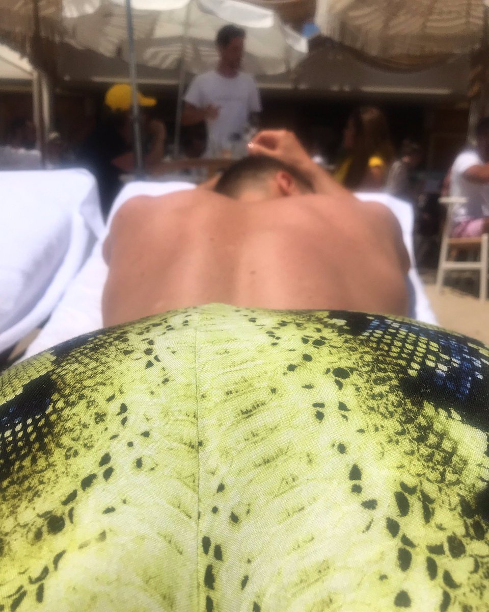 iamfordmusic's tweet photo. 🐍 #bday #ford #fordmusic #singer #songwriter #sunbathe #chill #backinitup #gymlife https://t.co/5YOdTJc1mf