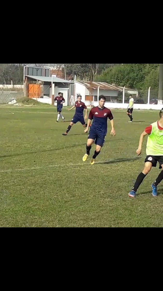 entrenadosxdios's tweet photo. #clubatleticolugano disputo dos amistosos esta mañana en Tapiales.
En primer turno frente a la cuarta de #allboys gano la visita 1 a 0.
Luego enfrento a Lamadrid,gano el carcelero 1 a 0.
#primeraD @InfoClubLugano @Luchoascenso @CaravanaAscenso https://t.co/uirN2PurW9