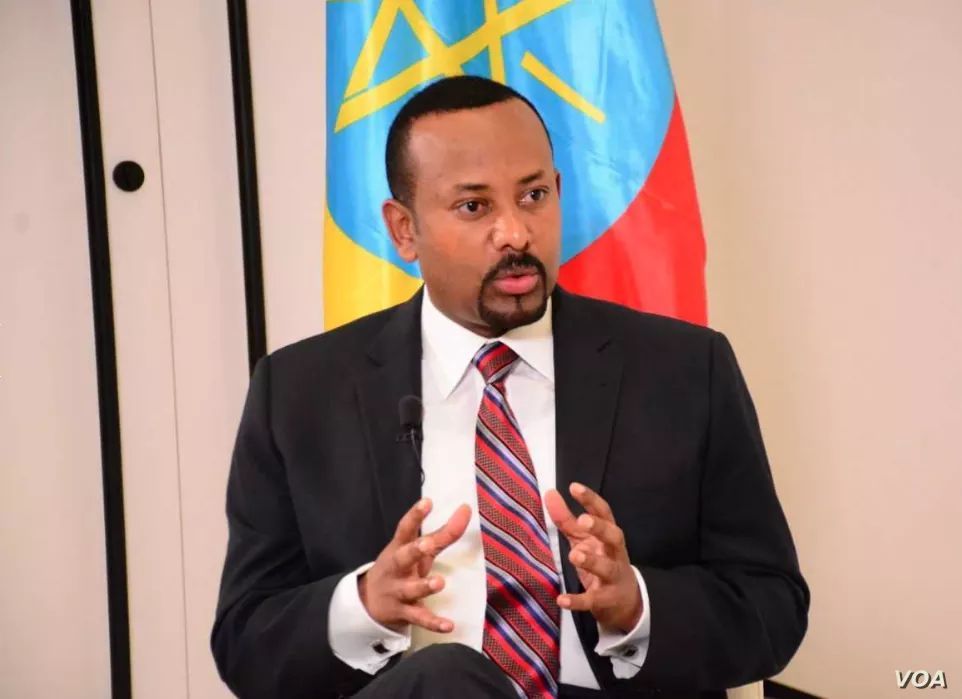 SamsonSoliyana's tweet photo. #_Best of luck for D/r Abiy
💥💥💥💥💥💥💥💥💥💥
Chatham House, a non-profit and non-governmental organisation based in London, announced the nominees for the Chatham House Prize 2019.
The three nominees are Ethiopia’s Prime Minister Dr Abiy Ahmed, Sir David Attenborough 1/4 https://t.co/a3iw8a7Kwj