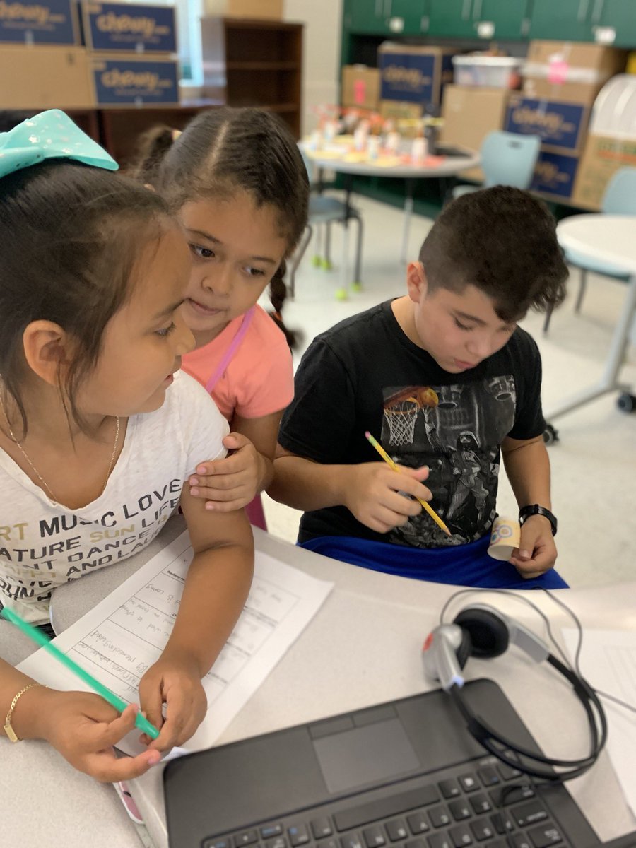 GRES_3rdGrade's tweet photo. Graham Road Young Scholars in action. Can't wait to see these weather tools when they're done! @GrahamRoadES @fcpsaap @MsStendardoGRES @FCPSR2 @FCPS_Summer #FCPSYoungScholars #creativity https://t.co/MNdCjmQLIR