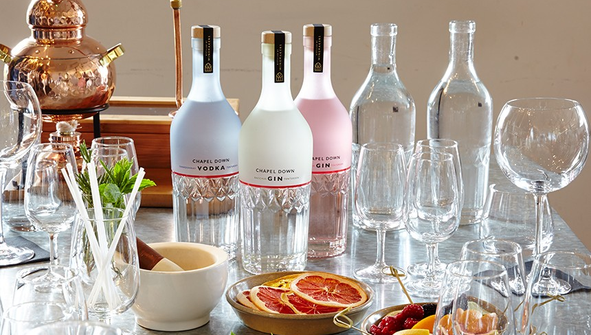 ChapelDownWines's tweet photo. At our @cdginworks youβll find a host of experiences. From fine dining to our spirits masterclasses. Click below for more information and bookingπΈ
-
https://t.co/LWL3Kyg200
-
#chapeldown #kingscross #ginworks #london #gin #lovegin #spiritofthewinemaker #weekend #experience https://t.co/GZ6kAcqkdu