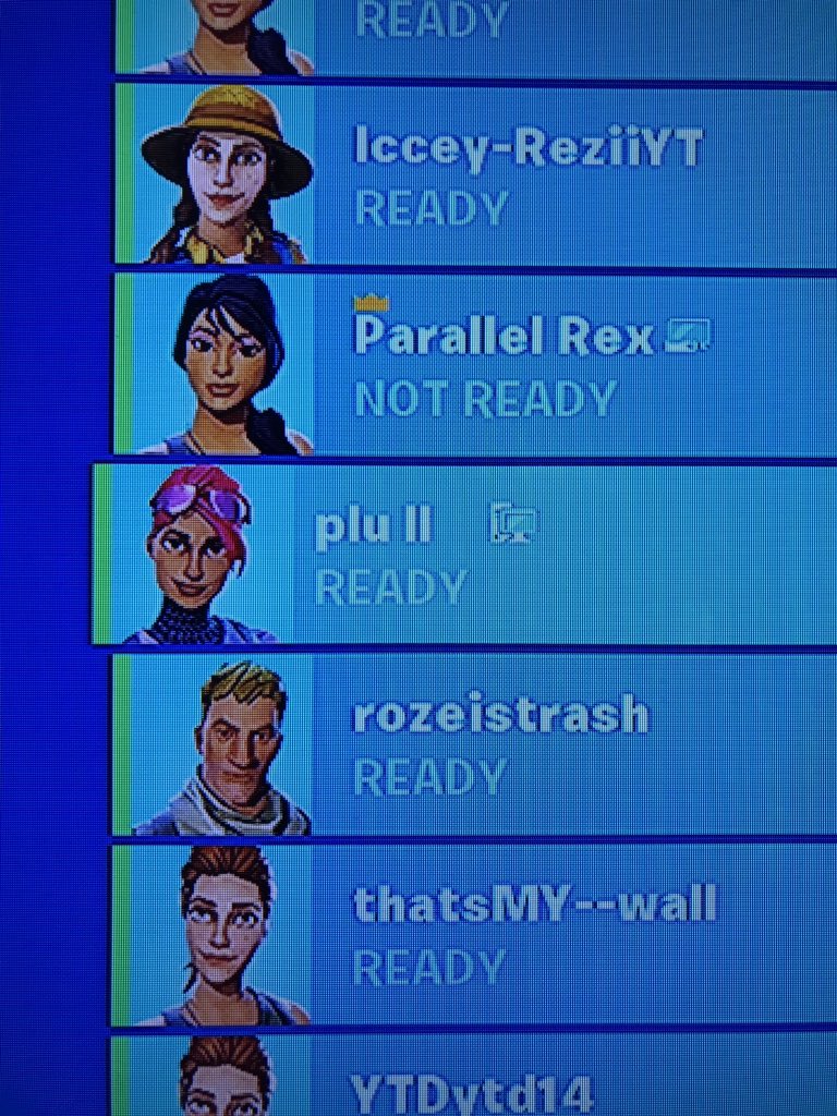 Ronikzlol's tweet photo. @ParallelPlu Ah dang man I was so happy and stuff he has like the same name https://t.co/oPD88NLaHb