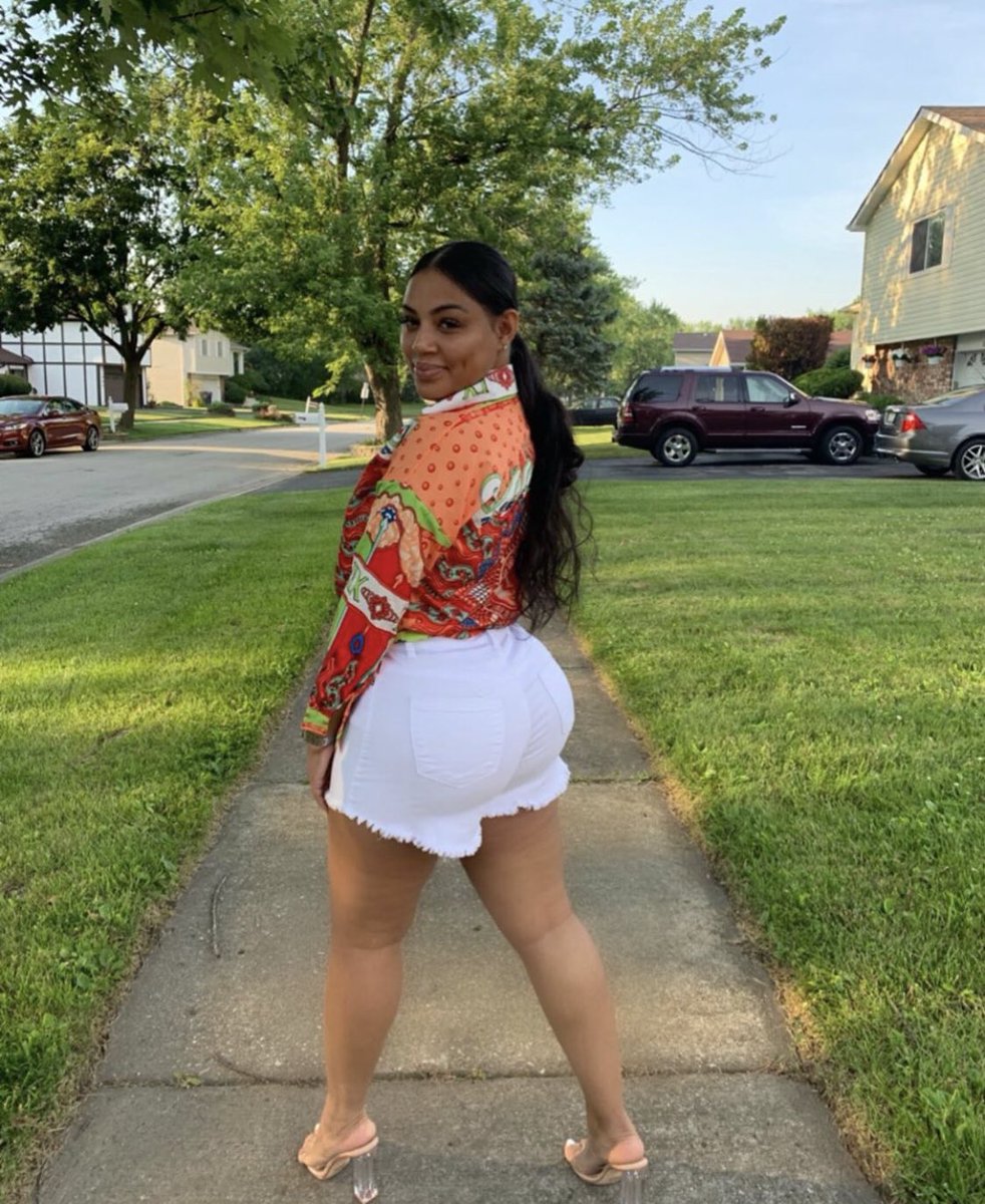 HeadSamira's tweet image. Before You Do Me Wrong Make Sure You Never Need Me Again🙏🏼🤔🥰#nunlashes💕