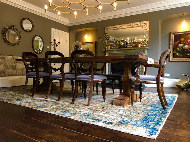 Delighted to receive this beautiful photo from a very happy client! Our Persia Reloaded Rug looks fantastic in his beautiful dining room. Thank you!  #rug #vintagerug #rugslondon #luxuryrugs #interiordesign #diningroominspiration hubs.ly/H0jT1n50