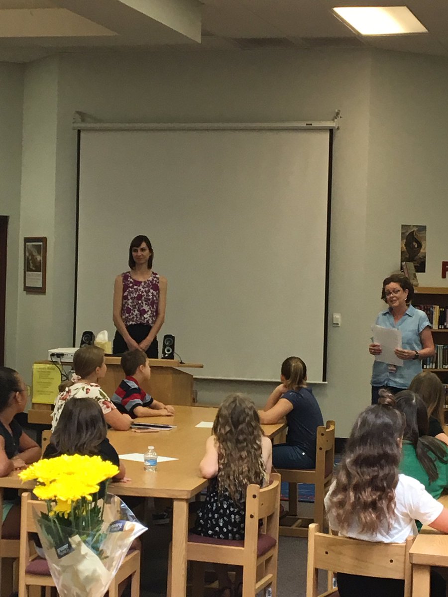 FinleyFalcons's tweet photo. Arizona State Superintendent of Public Instruction @Supt_Hoffman joined @GPS_District to visit with the Falcon Service Club &amp; Student Council. #FalconsRISE #FalconsFlyinHigh https://t.co/ptOyEieO4X