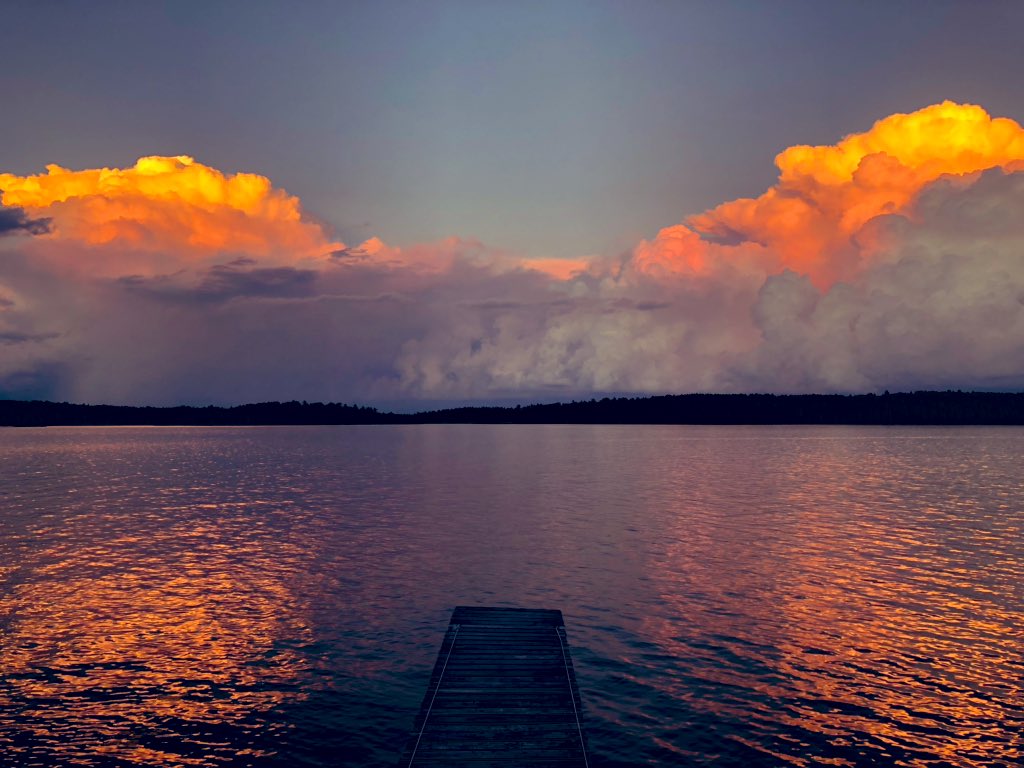 CrystalPepperK's tweet photo. No filter needed.  #Canada2019 https://t.co/qpXyfWMnZn