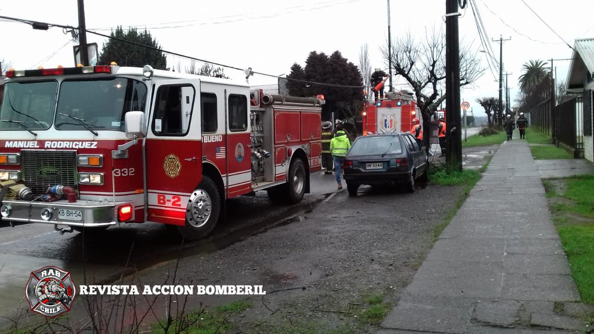 RABCHILE's tweet photo. 🚨BOMBEROS RIO BUENO🚨
Ahora #Rab15 se encuentra en 10-5 (Derrame de Conbustible) en pedro lagos con ejercito libertador
Unidades:B-2 H-4
#RAB
#REVISTAACCIONBOMBERIL
#BOMBEROSDECHILE https://t.co/DmPKa0vCs4