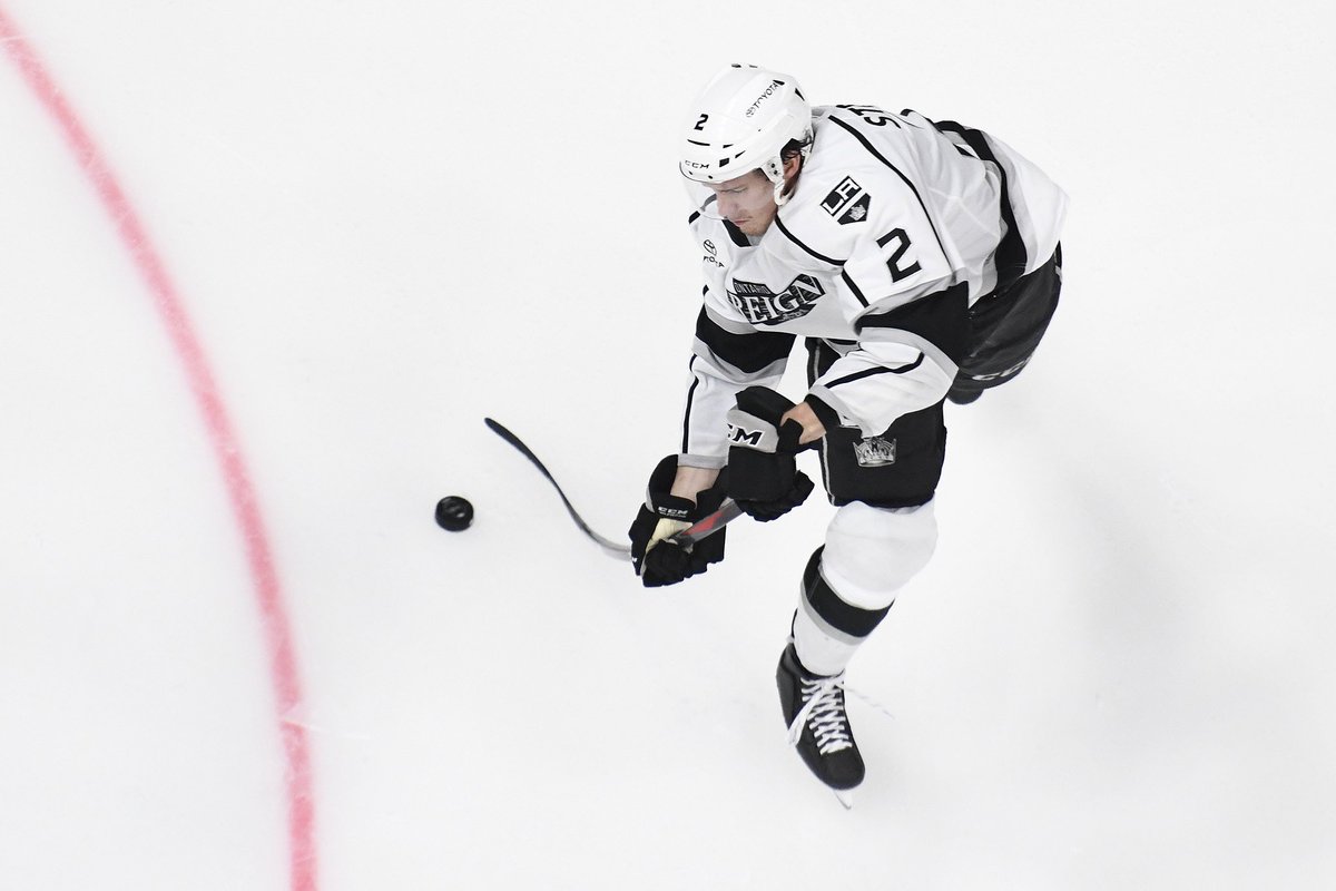 ontarioreign's tweet image. Friday Flexin'