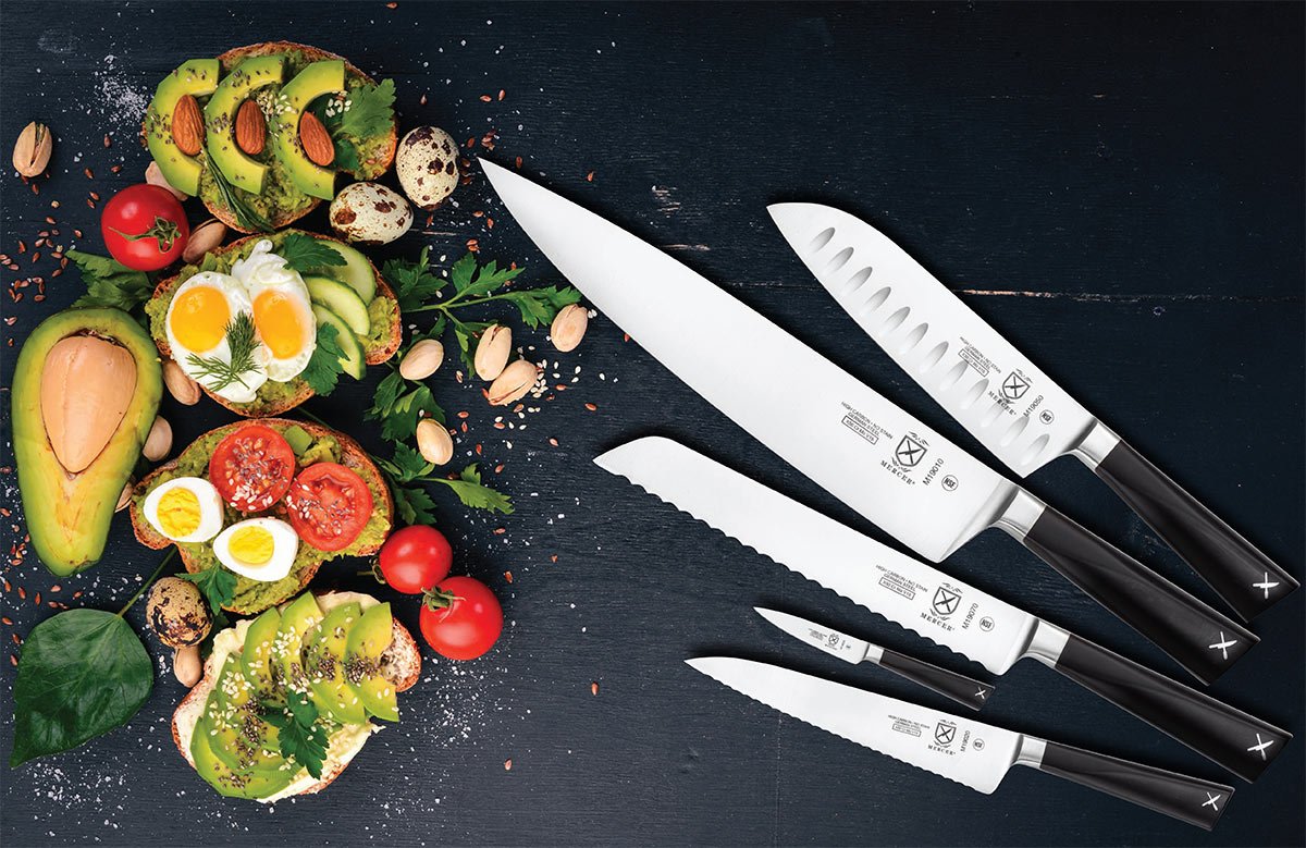 MERCERCULINARY's tweet image. Sleek elegance, unbelievable performance! Zum by Mercer Culinary. loom.ly/mV4DjQQ  #mercerculinary #culinary #chef #cutlery