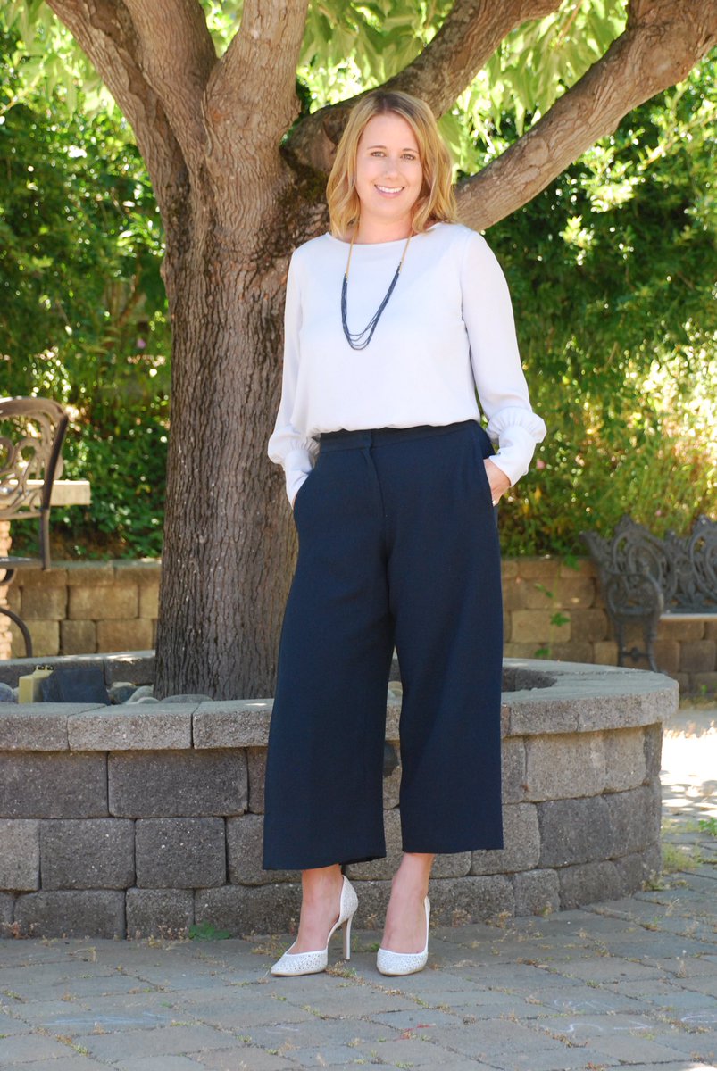 workwearinspo's tweet photo. Check out our #ootd, Ericka, a stylish business law attorney and busy mom of two kids. https://t.co/j98bGO3DJu #workwearinspo #workwearinspiration #9to5chic #9to5style https://t.co/kcpuqbs5bN