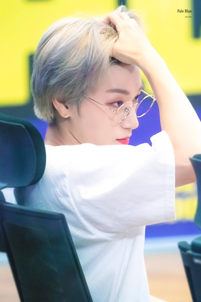 hongjoong_teeth's tweet photo. THESE R SO HD #ATEEZ #ATINT #SAN #์ฐ https://t.co/uMbtyPG365