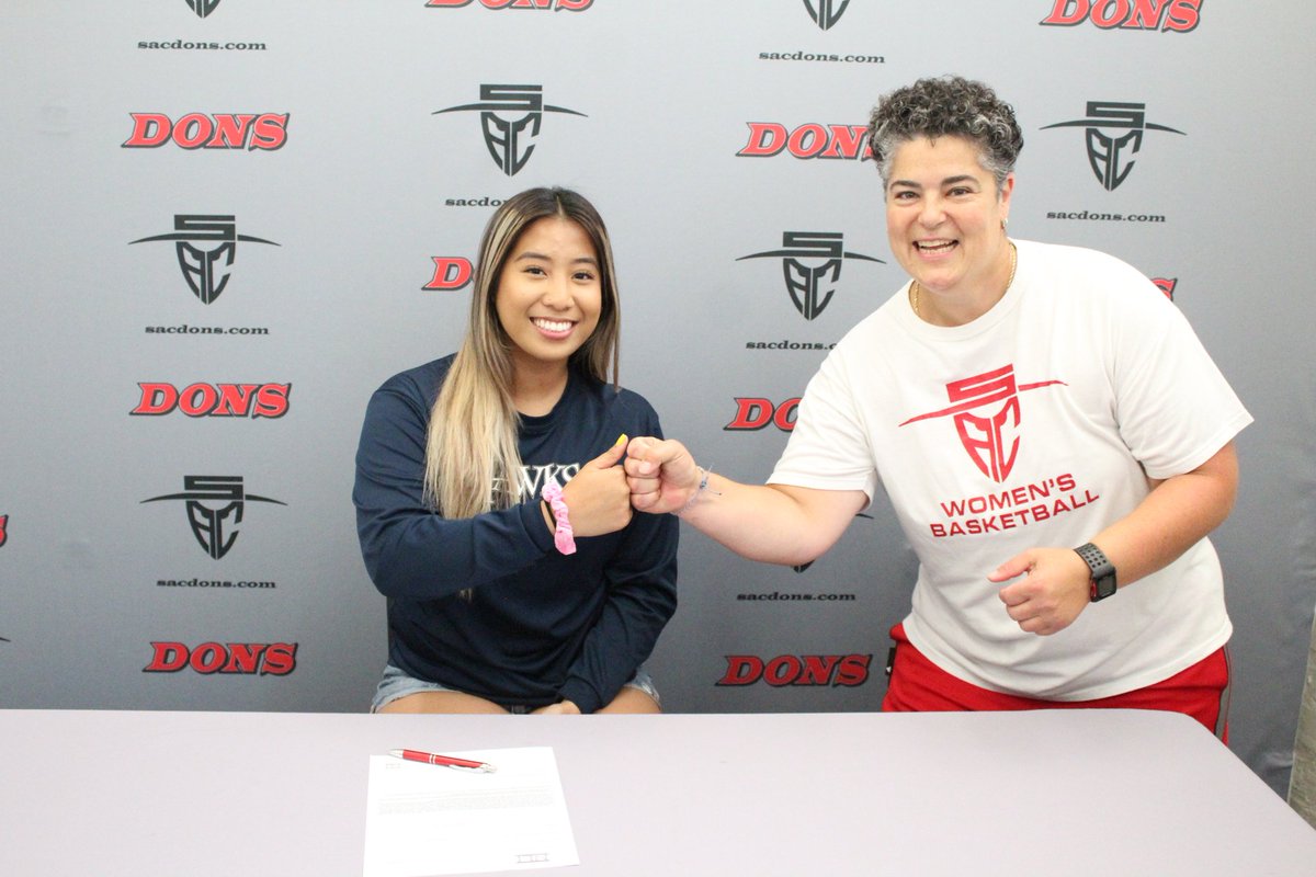 SACDons's tweet photo. ✍The signings keep coming! Caily Vitug inks with the @sdcchawks. Cailey averaged 6.2 ppg and 4.4 apg in two seasons at Santa Ana.

#SACSQUAD #DonsMovingOn https://t.co/okVyrTguan
