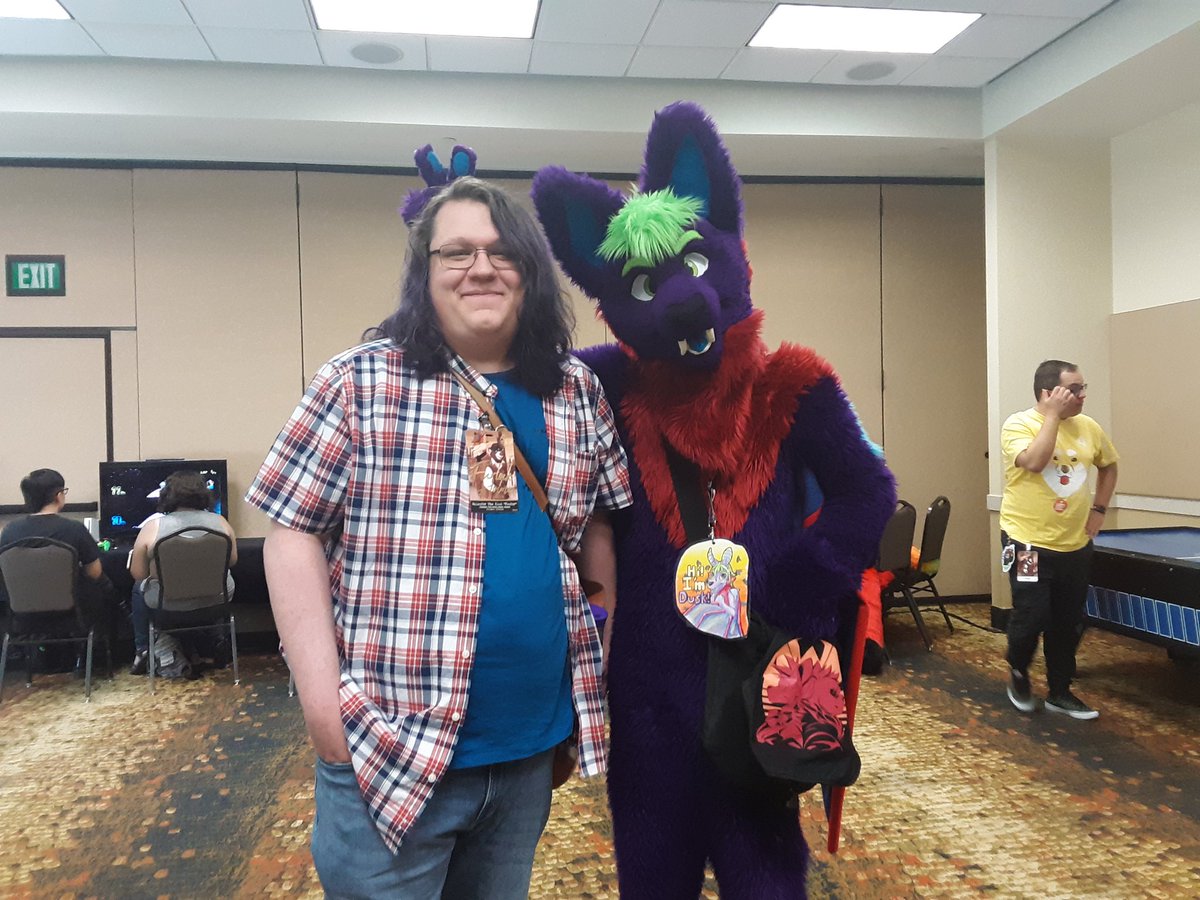 I met <a href="/Duskbatty/">Dusk Bat</a>, cool person. I love the suit and the colors are Awesome!