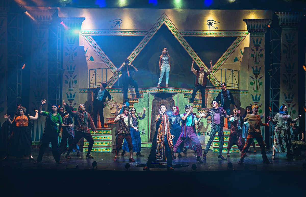 jemigriff's tweet image. 🎶Way, way back many centuries ago...🎶 We open tonight, y'all! Come and see us @ccplayhouse 💜✌🏾 #jacobandsons #andwives #anddaughters #itsmessy #nofilterneeded #pixel2photography #dressingroomselfie #dressingroombabes