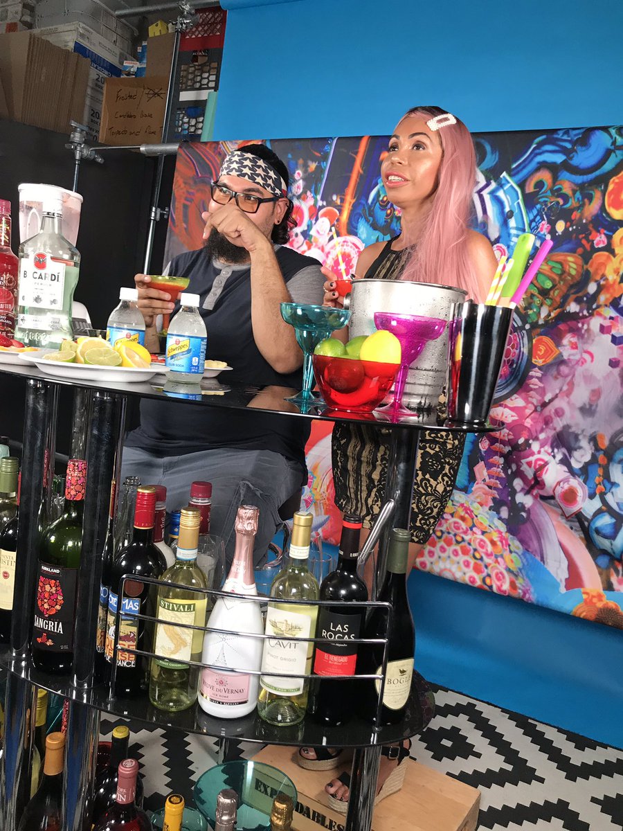 expendablesplus's tweet photo. We Got The Friday Feeling!!!🤘🏻🤘🏻🤘🏻
BTS🎥🎬🎞Wine Wednesday’s 🍷
https://t.co/29TR9aHZAg
#friday #fridaymood #drinks #daiquiris #behindthescenes #filmmaking #nyc #behappy #brooklyn #expendablesplusinc #summertime #epiproductionstages #winewednesdays🍷 #film #actorslife #youtube https://t.co/KTtTSGf2Yv