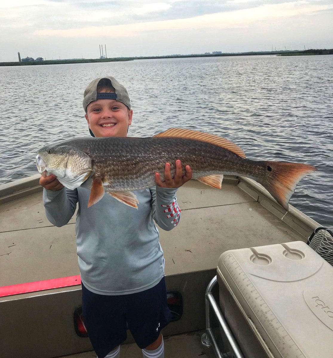 TIFRTV's tweet photo. We love our fans! Check out Chase &amp; TC slamming the reds out of Rockport. Great job boys 👏👏👏. #TakeAKidFishing #KidAngler https://t.co/qkfipWw4HZ