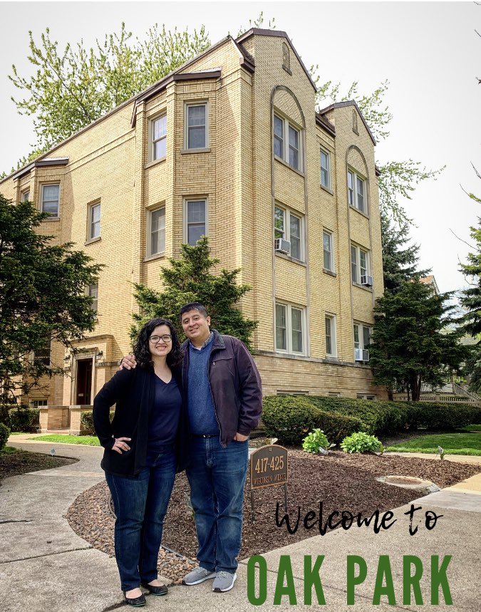 thejanrealty's tweet photo. Check out Oak Park’s newest residents!  #sold #oakparkillinois #condo #vintage #oakpark #goals #newjourney #favoritecouple #remax #remaxnext #happybuyers #buyersagent https://t.co/bTqet8ZqL4