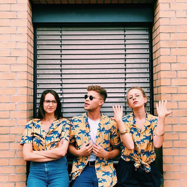 LoveStripesBlog's tweet photo. On Fridays we wear palm trees.
.
.
.
#twinning #colleagues #eindhoven #officeantics #officedress #outfits #outfitoftheday #outfitinspiration #fashion https://t.co/G87tmii2UE https://t.co/iLurFC3ict