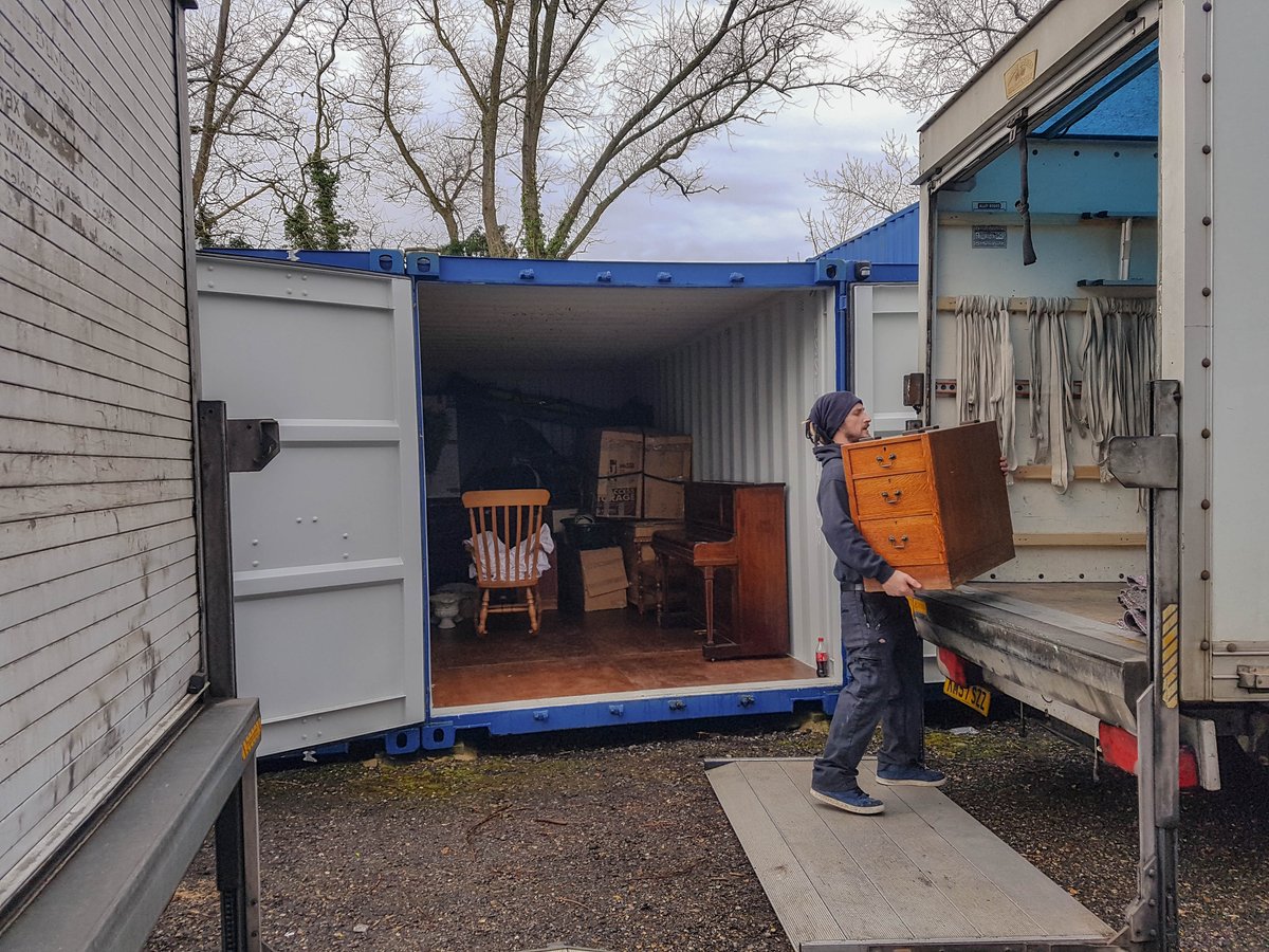 Smooth Move Removals tweet media