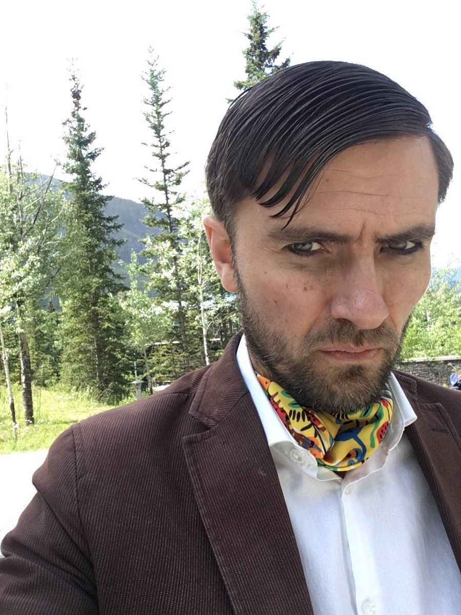 CovenofC's tweet photo. 🧟♂️Though we have a fascination of zombies and the post-apocalyptic, there isn’t much evidence it could happen anytime soon. 🐜 But ants are a whole ‘nother story. Want to know more? Tune into the next episode of Stranger Science tomorrow! #stayweird #BanffSciComm #coven https://t.co/iYzFCAoyrd