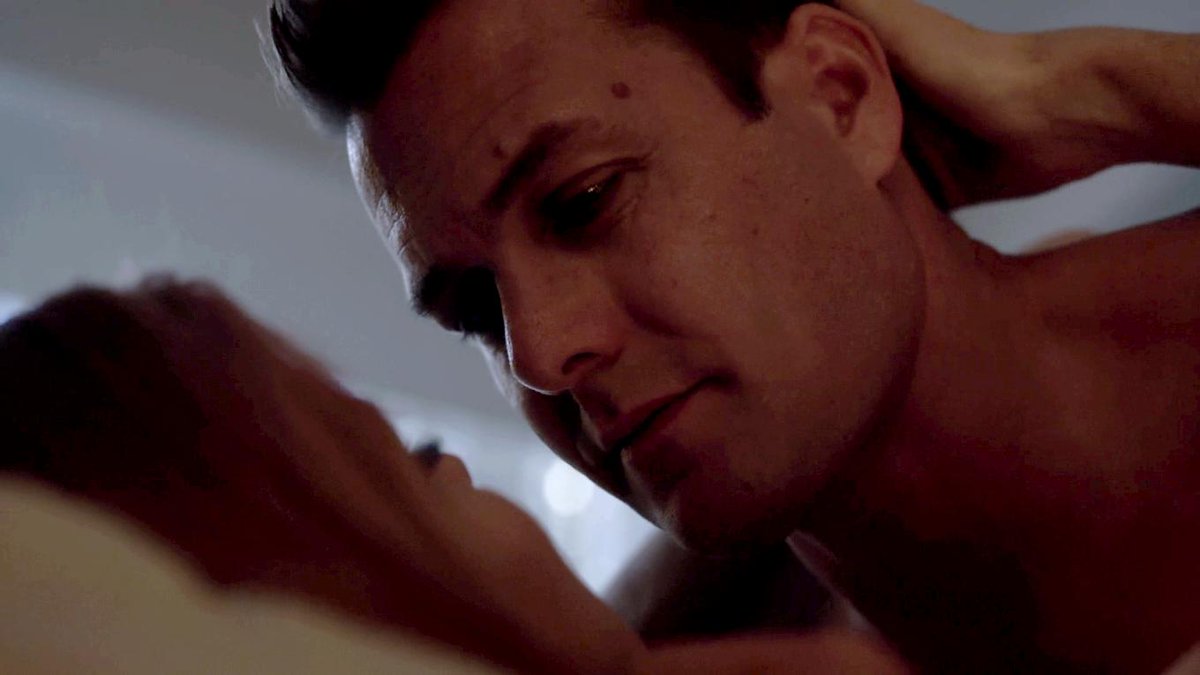 raffertymacht's tweet photo. — 9x01 • Everything's Changed;

"Say it again"
"I looked around, and you weren't there"
"I'm here now. What?"
"I just wish I'd come to my senses sooner"
"It's okay. I was worth the wait" https://t.co/FZRSRKVz63