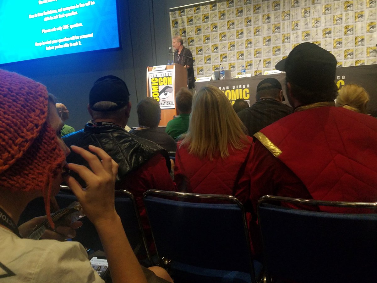 gnomeslayer's tweet image. Visitors attending the V press conference @Comic_Con #SDCC2019 #SDCC19 #SDCC50 #v #vtheoriginal #bluray @marcsinger1948