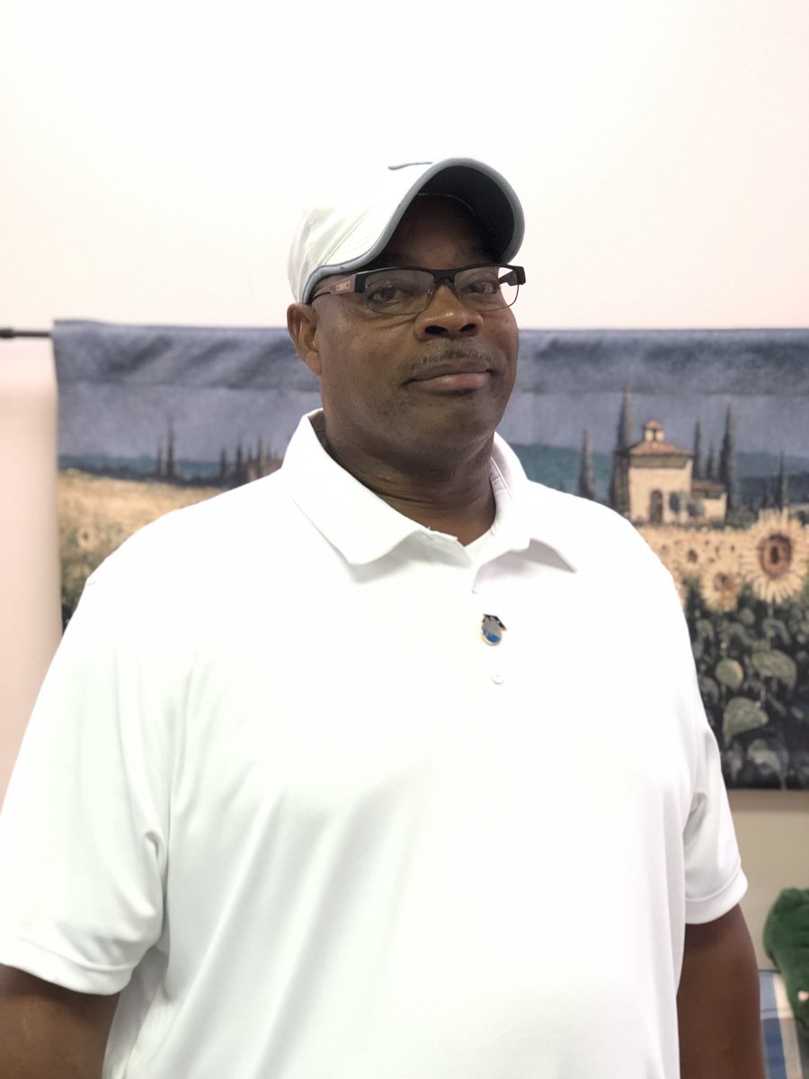 PlantationParkE's tweet image. Congratulations Mr. Watson, Head Facilities Service Person, on 30 years of service! #ppeproud #30yearsofservice @BCPSChiefOSPA @RobertwRuncie  @browardschools @direckhardtospa @8Delta99