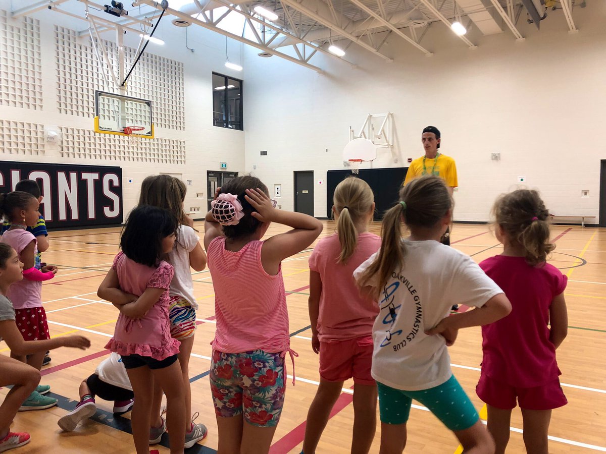 MrsWhaley_'s tweet photo. On #Day9 @CampSummerLAND, we had a visit from #AussieX to teach our campers some fun new #teambuilding and #cooperativework games #DownUnder style! We had so much fun!! 🏉🏃🏻‍♀️🏃🏾‍♂️ @XMovement_ #HCDSBBelonging https://t.co/I9AZMvJFl6
