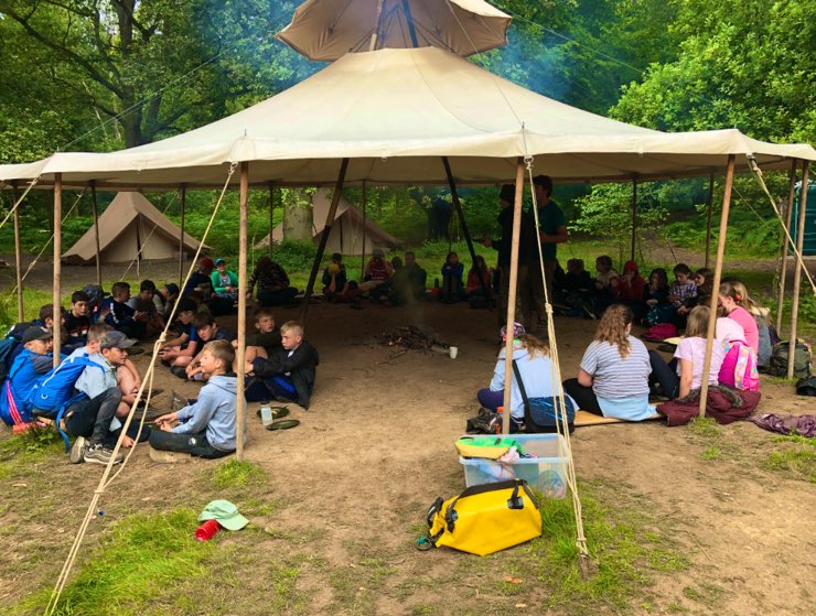 Mr Flowers tweet media