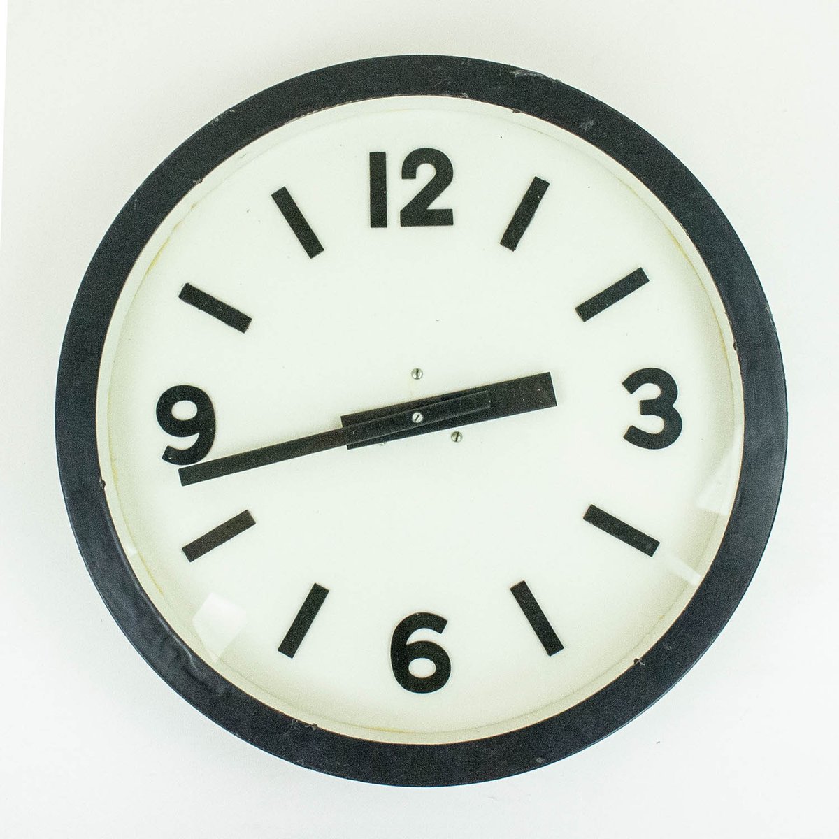 balkan_hangar's tweet photo. Cool communist era Bulgarian factory/station clocks A.S. Popov made in Sofia. Lovely and rare models of old clocks - great industrial interior pieces!
https://t.co/wlHGfJJJh6
#factoryclocks #clocks #industrialclocks #vintageclocks #oldclocks #vintatgeshop #etsy #EtsyVintage https://t.co/vfwOLTHnXy