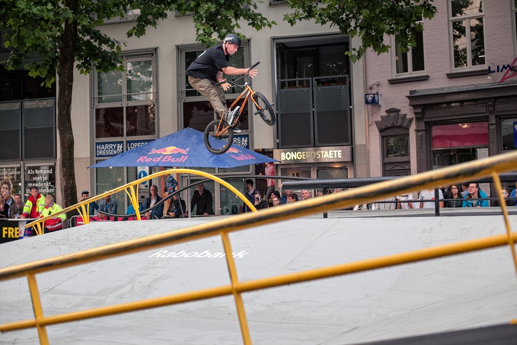 Pro_Freestyle's tweet photo. Leon Hoppe is one of THE confirmed riders for our BMX Street Contest, he's been competing for a couple of years now and he is one to watch to take the win!! Who's going to give him a run for his money? Register now!
#profreestyle #profreestyle19 #bmx #bmxstreet #urbansports https://t.co/ZDZJEomiBh