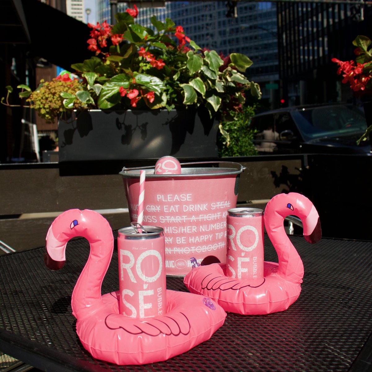 ChiPublicHouse's tweet photo. Bring your PATIO GAME to a new level & order a bucket of @drinkrosebubbles today!🥂🍷🍹#SummerFridays #RoseBubbles #Rose #AllDayRose #PatioSeason #Patio #Chicago #Friday #TGIF https://t.co/7Es4tsHO8o