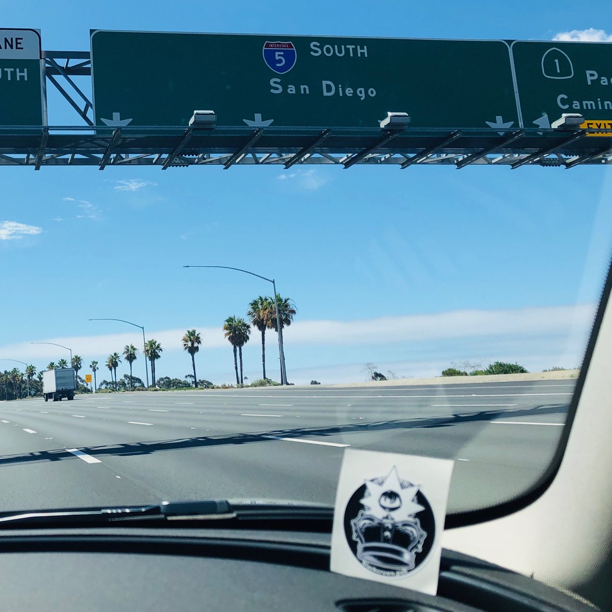 sxbond's tweet image. Still on the road ⁦@Comic_Con⁩ ⁦@blackcrownhq⁩ #therulingclass blackcrown.pub ⁦@IDWPublishing⁩