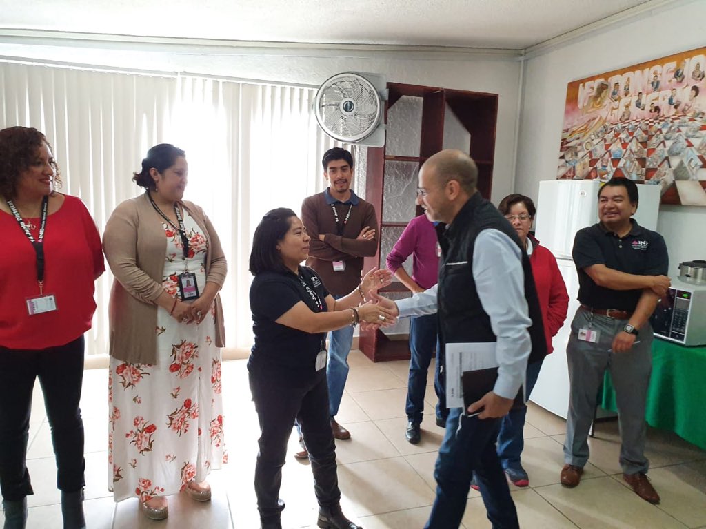 Jose_Roberto77's tweet photo. No es Buenos Aires, es la #JuntaDistrital 14 en Tlalpan, CDMX, del @INEMexico escuchando la realidad que viven las y los compañeros, para mejorar lo que hacemos. #vengoaescucharlos https://t.co/Y4QjvyQYQl